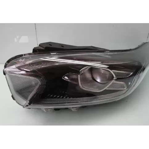 J92122070 фара передня KIA Xceed 2021