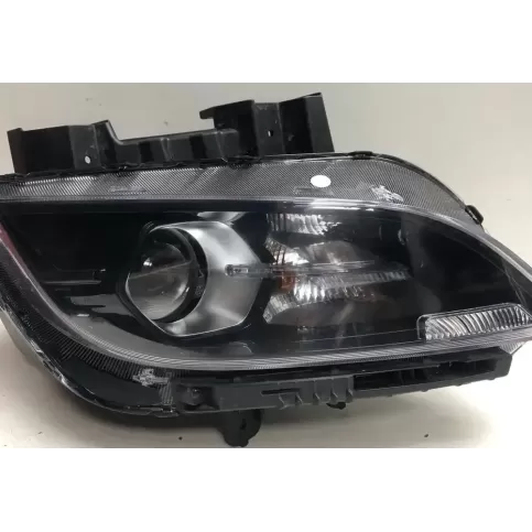 R009A211CWR фара передня Hyundai Kona 2022