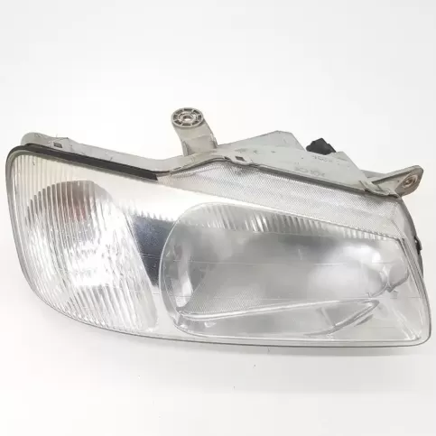 UP-M60-GF20 фара передня Hyundai Accent 2002