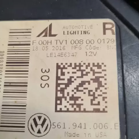 V1008000179 фара передняя Volkswagen PASSAT B7 USA 2016