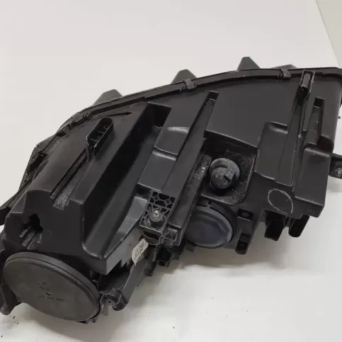V1008000179 фара передняя Volkswagen PASSAT B7 USA 2016