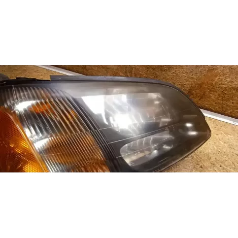 01904549 фара передняя Subaru Outback 2002
