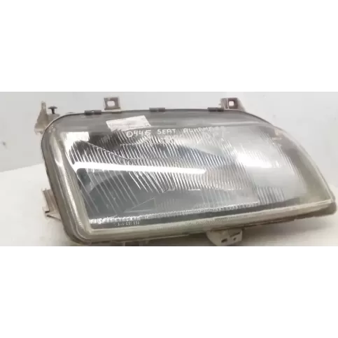 0301048702 фара передняя Seat Alhambra (Mk1) 1998