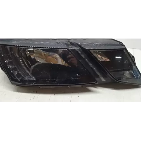 030110420200 фара передняя Skoda Octavia Mk3 (5E) 2014