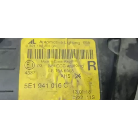 030110420200 фара передняя Skoda Octavia Mk3 (5E) 2014