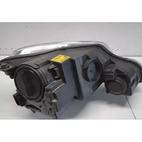 030124830100 фара передняя Skoda Yeti (5L) 2010