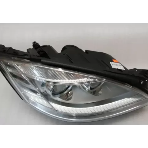 0301252282 фара передняя Mercedes-Benz S W221 2009