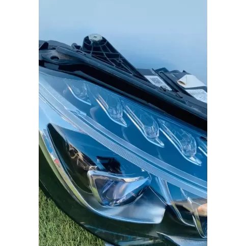 030128423205 фара передняя Mercedes-Benz C W205 2018