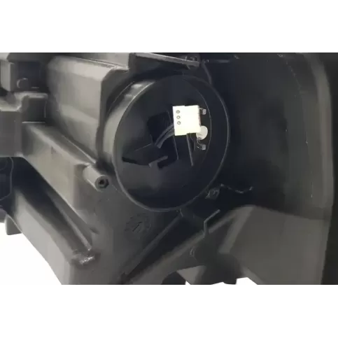 0301290236 фара передняя BMW 2 Active Tourer U06 2014