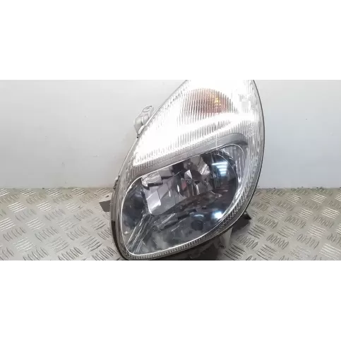 0337368 фара передняя Daihatsu Sirion 2002