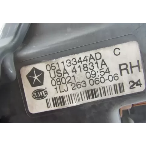 05113344AD фара передня Chrysler Grand Voyager V 2010