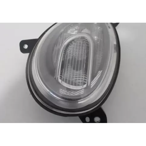 05748500 фара передня Fiat 500X 2018