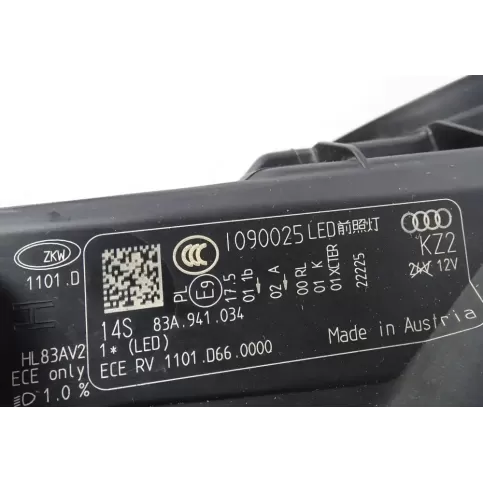 11010660000 фара передня Audi RS Q3 2020