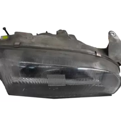 11900402 фара передняя Toyota Corolla E120 E130 2000