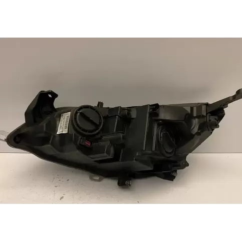 13253647 фара передняя Opel Astra J 2011