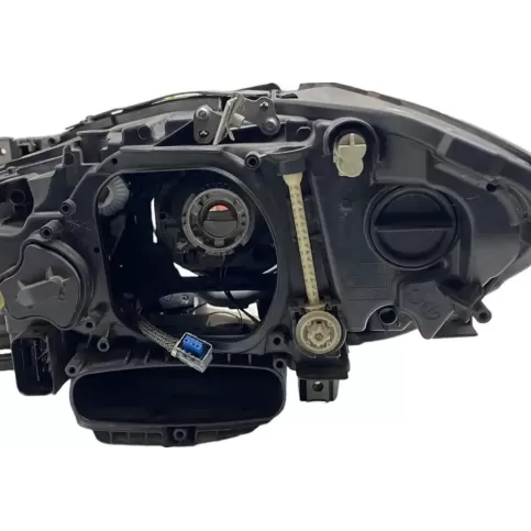 1EL01108752 фара передняя BMW 5 F10 F11 2011