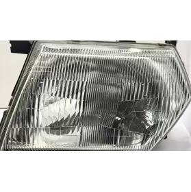 26060VB525 фара передняя Nissan Patrol Y61 1998