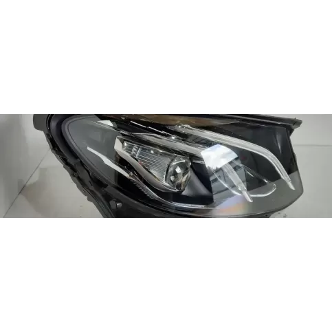 30013577 фара передня Mercedes-Benz E W213 2018