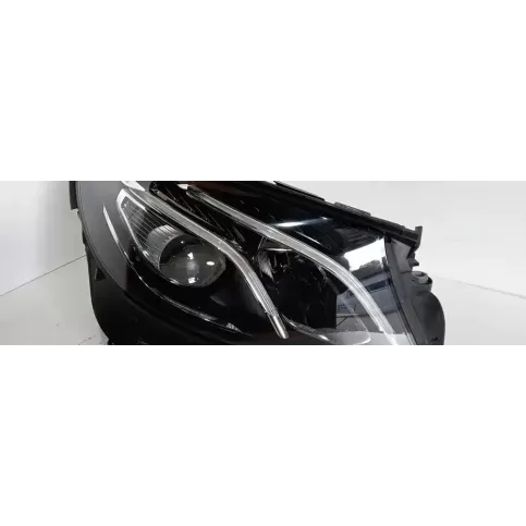 30013577 фара передня Mercedes-Benz E W213 2018