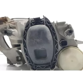 305235313 фара передняя Peugeot 306 1994