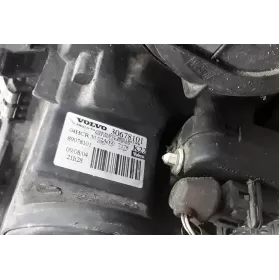 30678101 фара передняя Volvo S80 2000