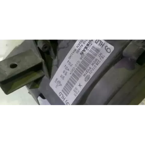 36010AQU800 фара передняя Nissan Primera 2003