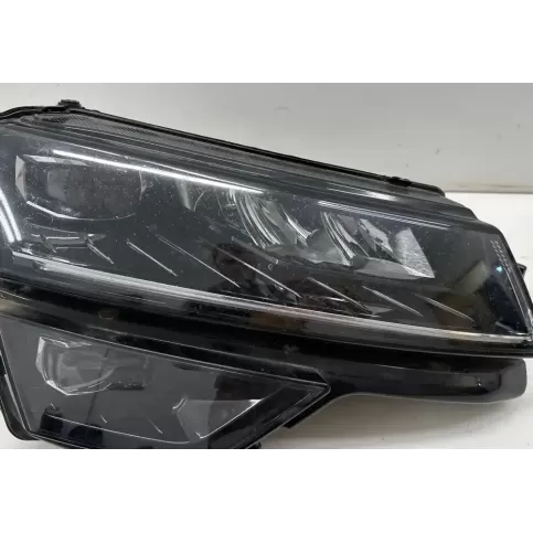 57C941016C фара передняя Skoda Karoq 2020