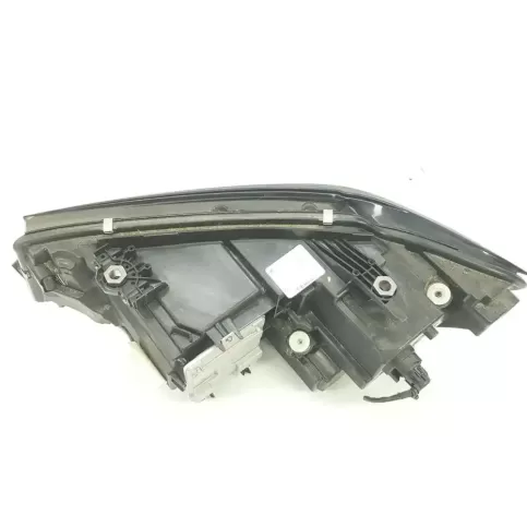 63118496154 фара передня BMW M3 2018