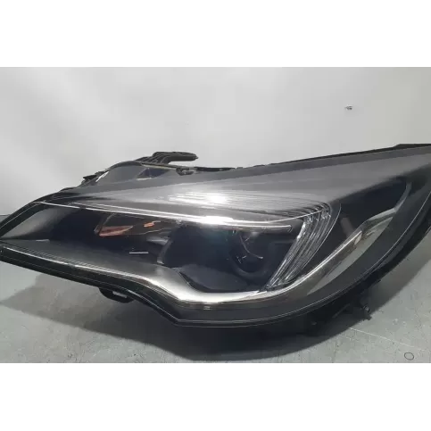 69047198 фара передня Opel Astra K 2015