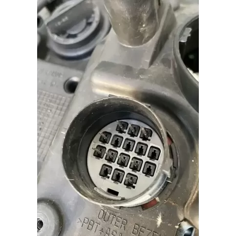 6H3213W030KA фара передня Land Rover Range Rover Sport L320 2008