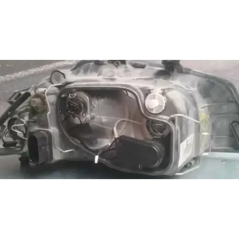 6L1941005H фара передняя Seat Ibiza III (6L) 2002