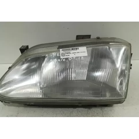 7700831462 фара передня Renault Scenic I 1997