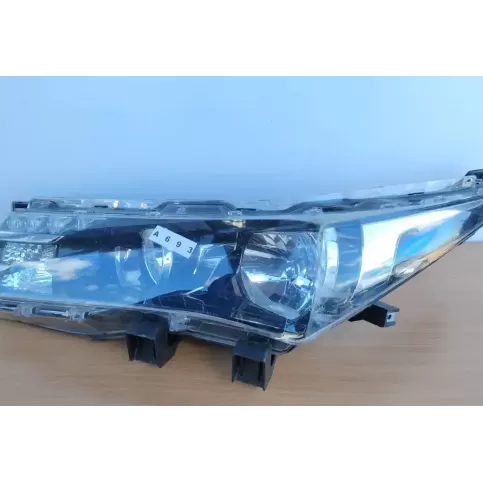 81150-02E71-00 фара передняя Toyota Corolla E160 E170 2014