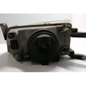88204582 фара передняя Subaru Justy 2000