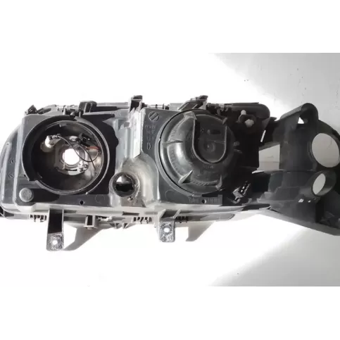 89005059 фара передняя Volvo S80 2000