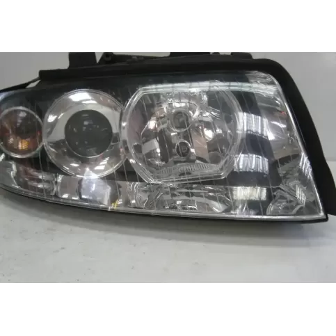 89305709 фара передня Audi A4 S4 B6 8E 8H 2003
