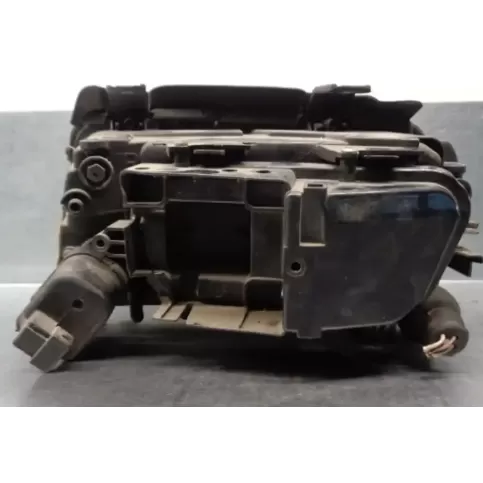 8D0941030A фара передня Audi A4 S4 B5 8D 1995
