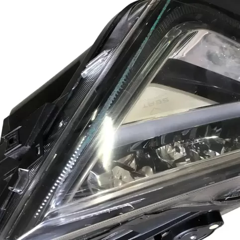 90117433 фара передняя Seat Ateca 2018