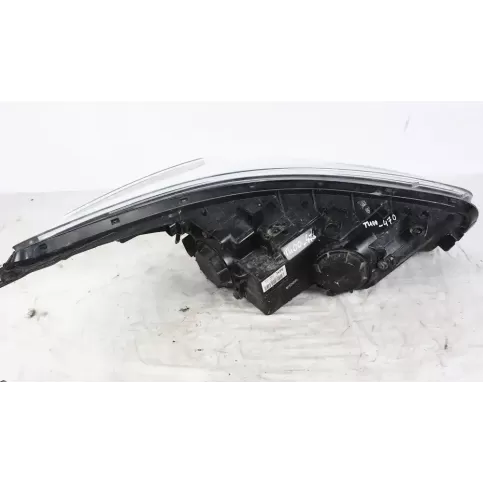 92101-A2010 фара передняя KIA Ceed 2014
