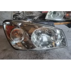 921012F0R фара передняя KIA Cerato 2004