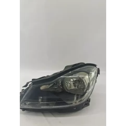A2048209559 фара передняя Mercedes-Benz C W204 2011