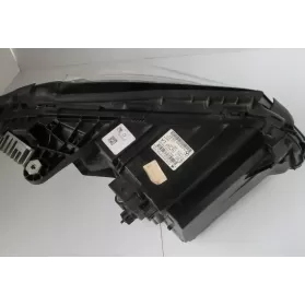 A2058200561 фара передняя Mercedes-Benz C W205 2014