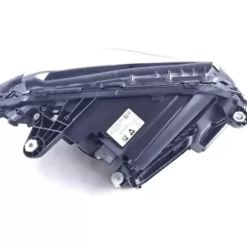 A2059066706 фара передняя Mercedes-Benz C W205 2013