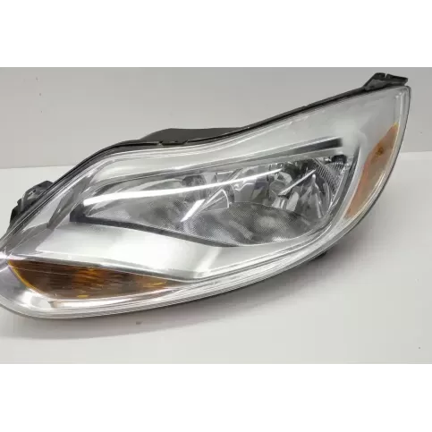 BM5113W030E фара передняя Ford Focus 2013