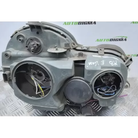 BZ060B0W фара передняя Mercedes-Benz E W210 2002