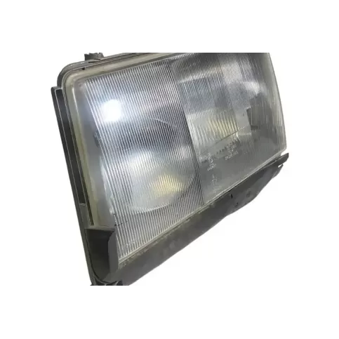 E134512R7 фара передняя Mercedes-Benz E W124 1989