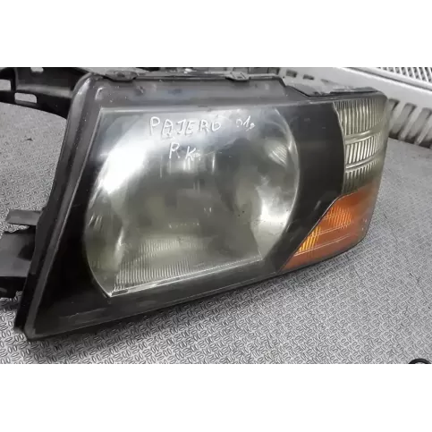 E139652 фара передня Mitsubishi Pajero 2003