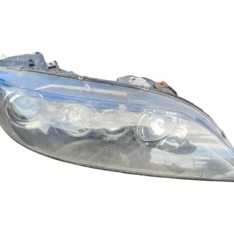 F014003903B фара передняя Mazda 6 2006