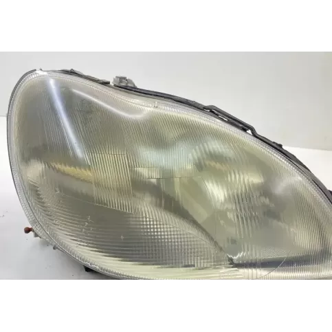 G301153272 фара передняя Mercedes-Benz S W220 2002