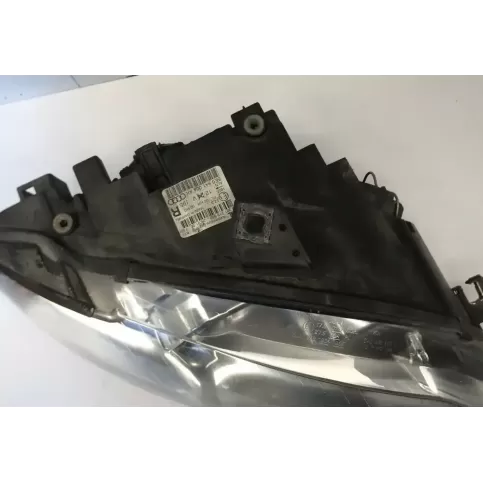 NR239 фара передняя Audi A4 S4 B7 8E 8H 2006